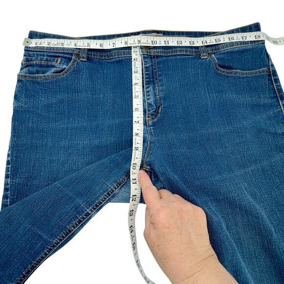 Chicos Crop Jeans 2.5 (14) 36x23 Mid Wash/Rise Stretch Denim Everyday Beach Y2k - Picture 5 of 13